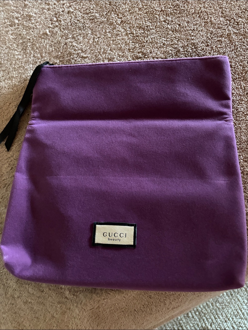 Gucci Purple Cosmetic Pouch/toiletry case top zipper